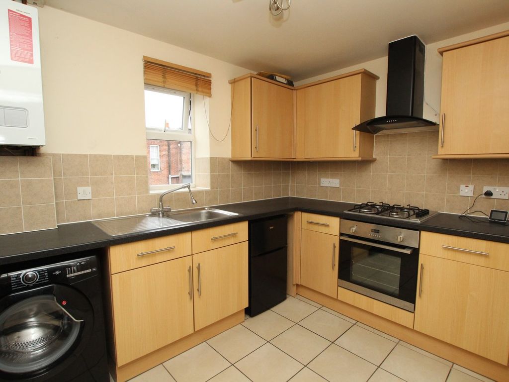 Property photo 3 of 13