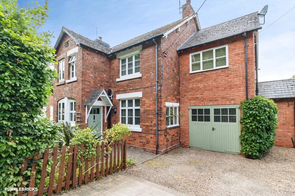 Property photo 1 of 24