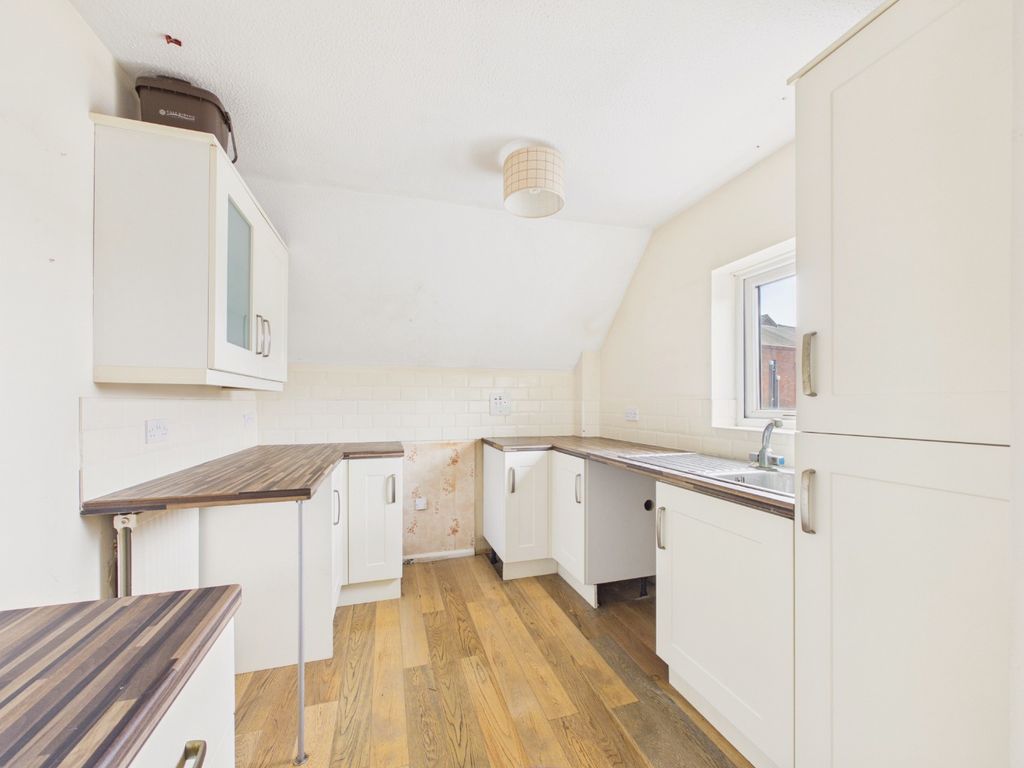 Property photo 3 of 7 4807207
