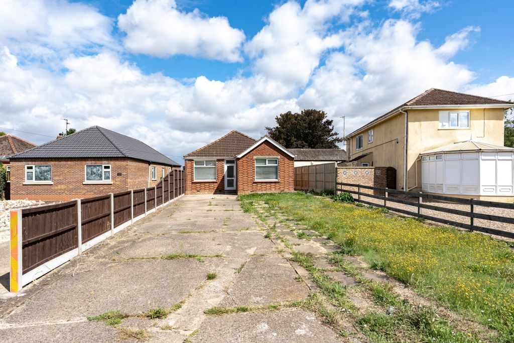 Property photo 1 of 16 Dsc03517