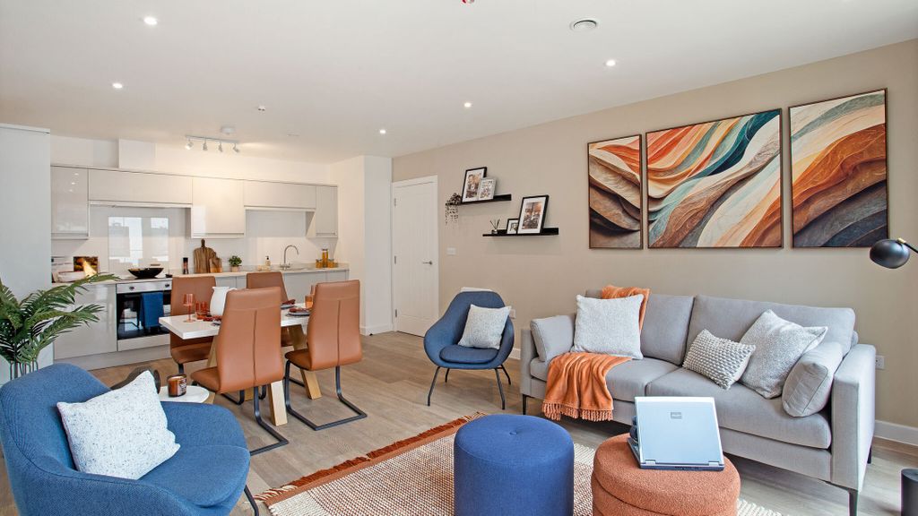 Property photo 1 of 11