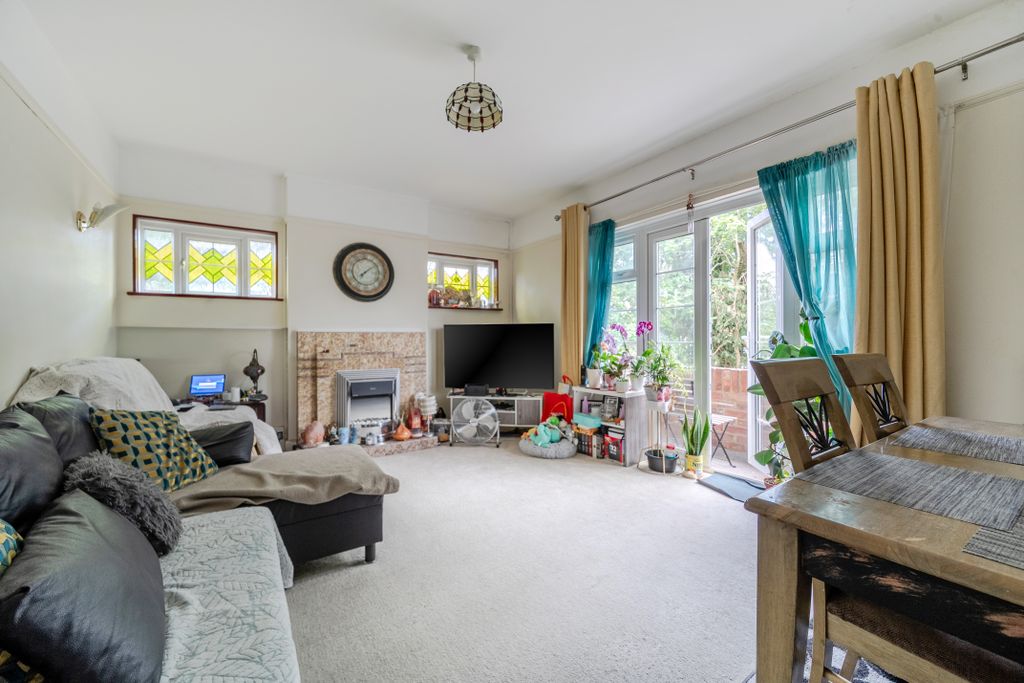 Property photo 2 of 16