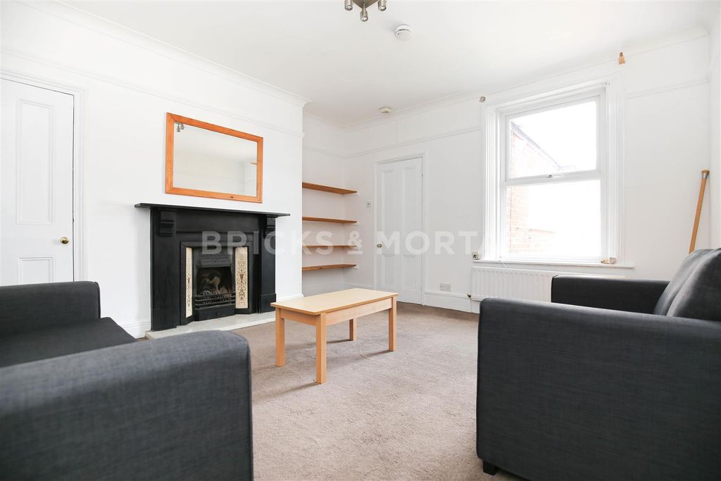 Property photo 1 of 8 Bp5Pdws8H0Ez6Ja1S8Hz2G.Jpg