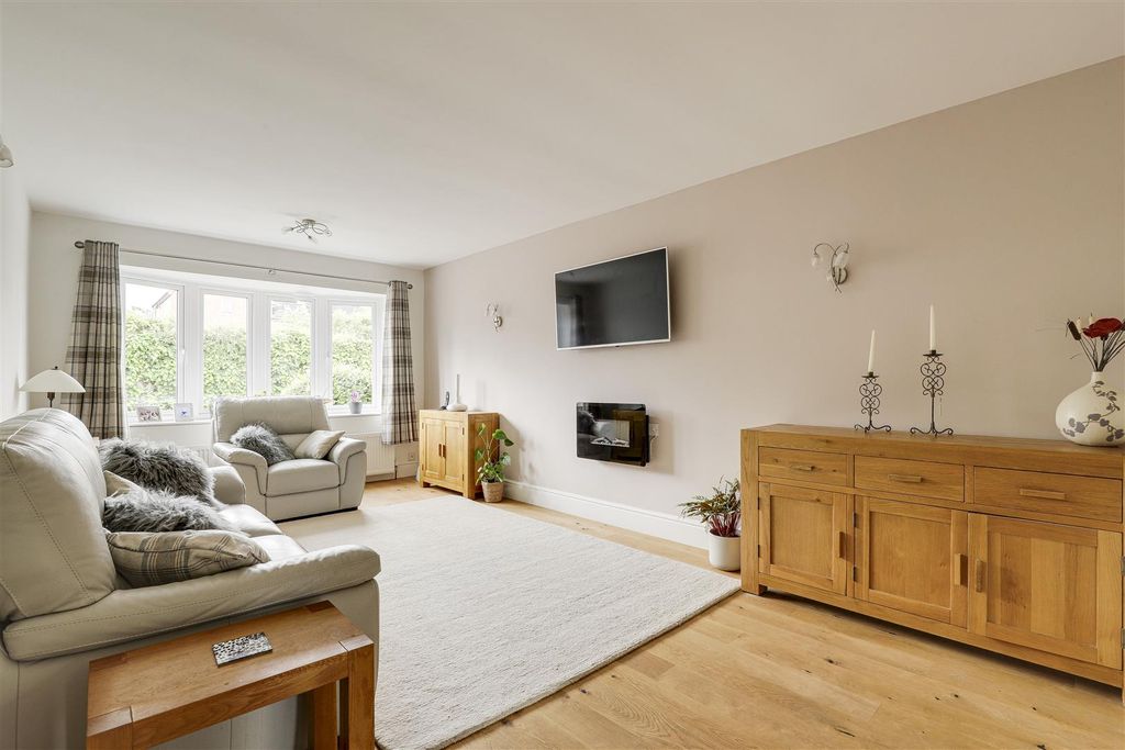 Property photo 2 of 18 13.Jpg