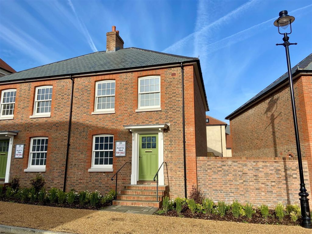 Property photo 1 of 10 Plot 72