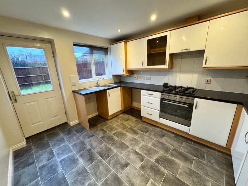 Property photo 3 of 9 Photo 10