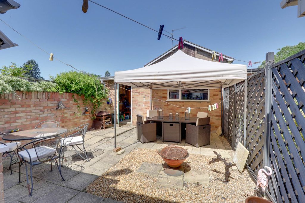 Property photo 2 of 16