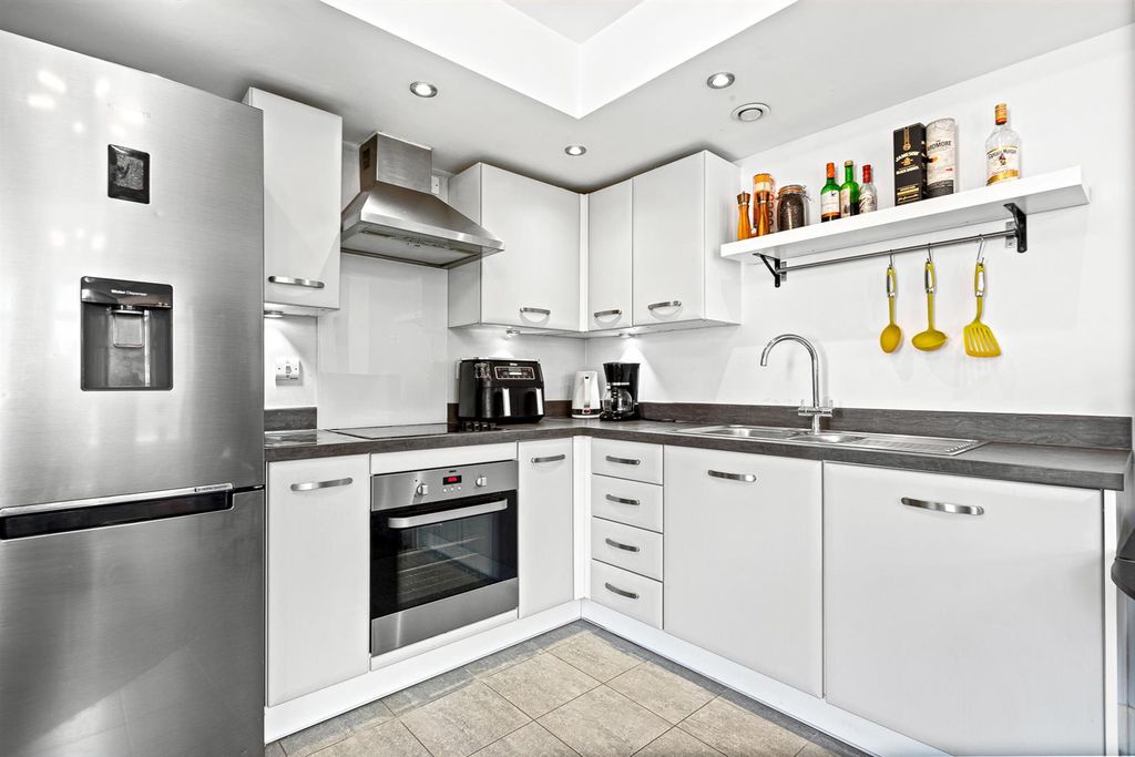 Property photo 3 of 17 Open Plan Kitchen Area