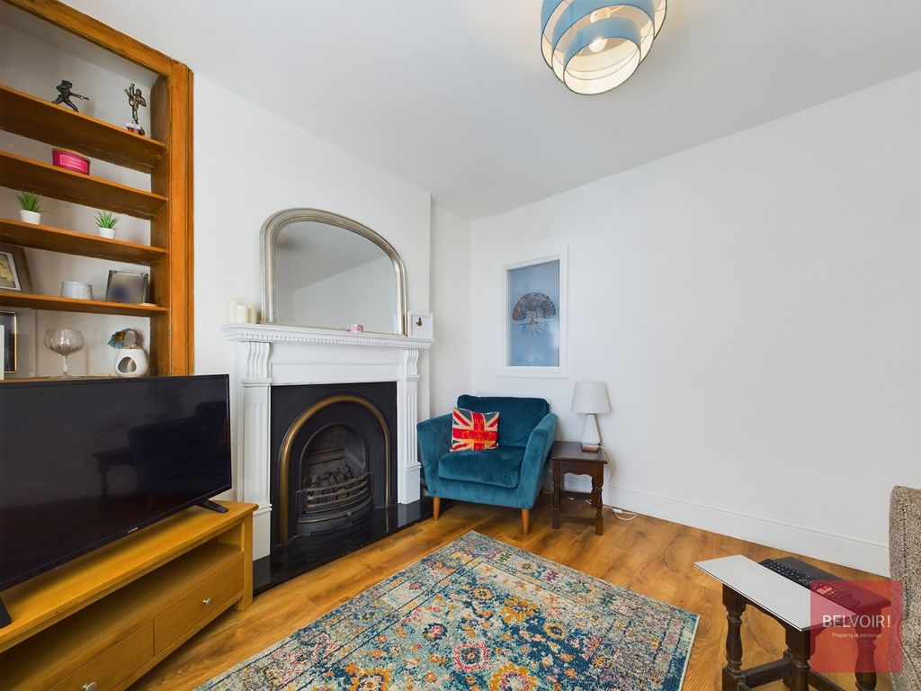 Property photo 3 of 24