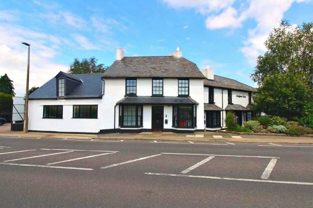 Property photo 1 of 7