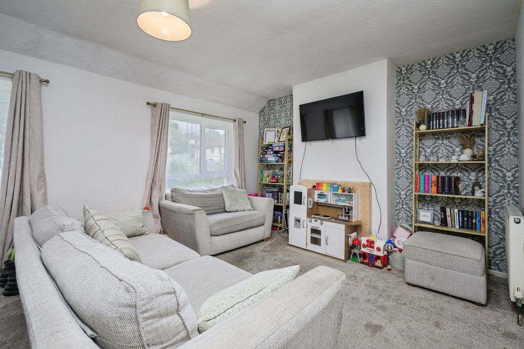Property photo 2 of 14 Pbox-Img.Jpg