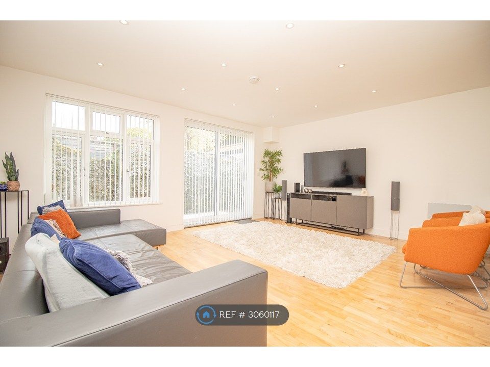 Property photo 3 of 13 Living Area
