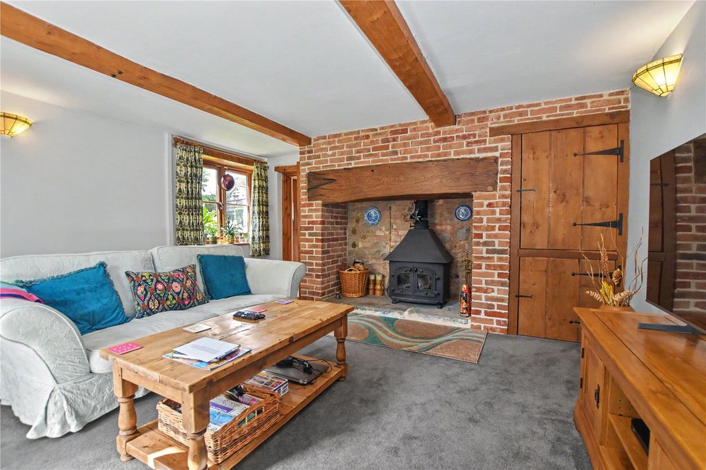 Property photo 3 of 18 Picture No. 07