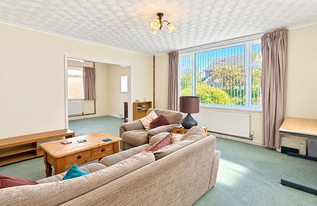 Property photo 2 of 13 Ced15B0C-59F6-4370-B7C5-B0De077F9A81