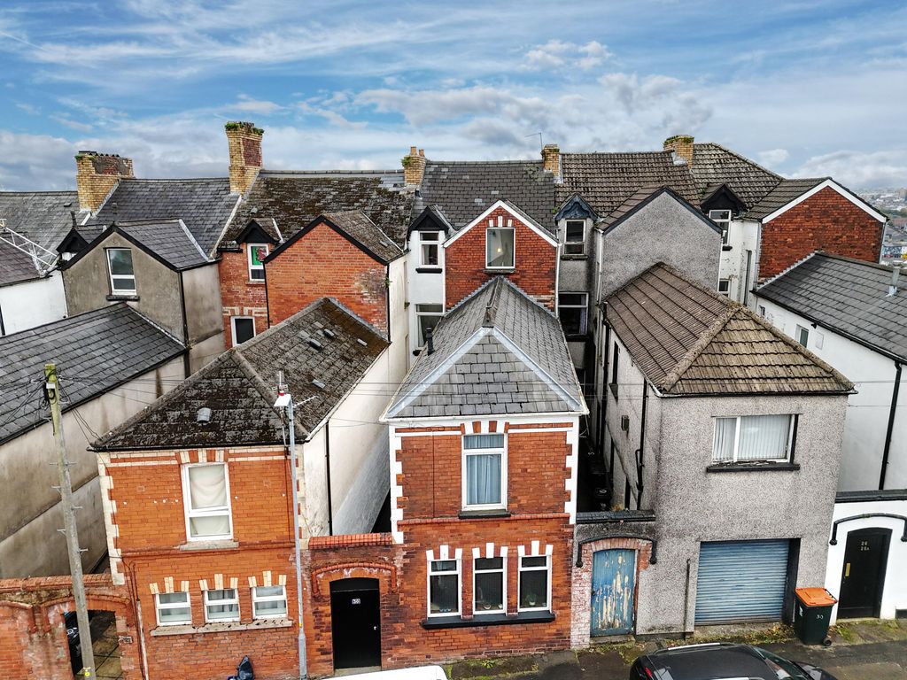 Property photo 1 of 24 20251013_161243000_Ios