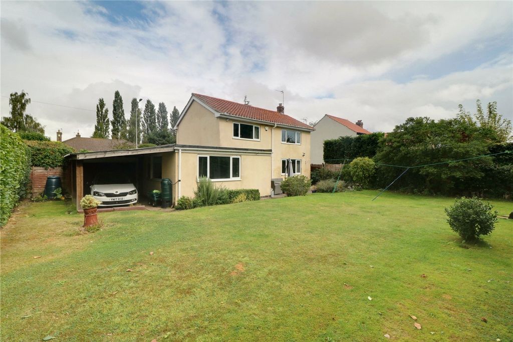 Property photo 1 of 19 Picture No. 01