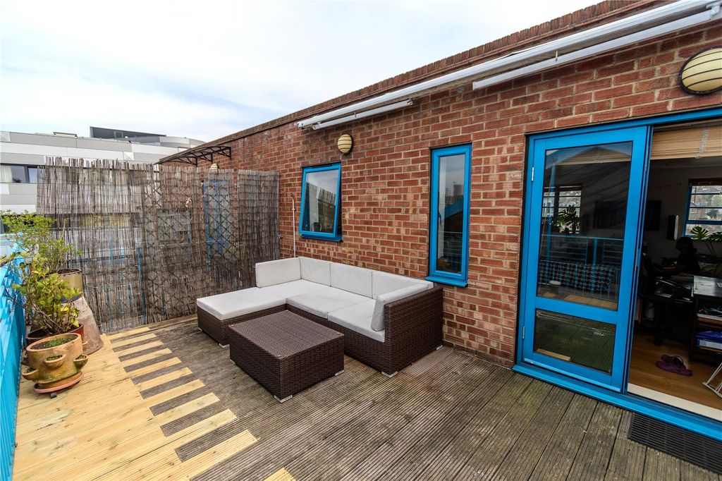 Property photo 3 of 29 Picture No. 31