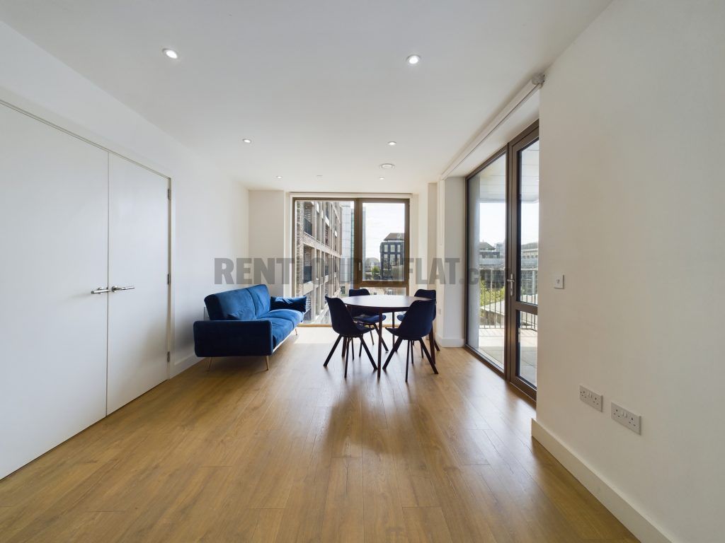 Property photo 2 of 11