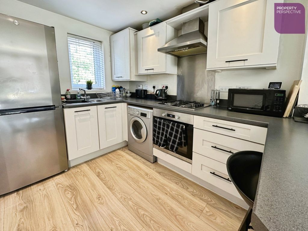 Property photo 3 of 13 Lounge/Kitchen