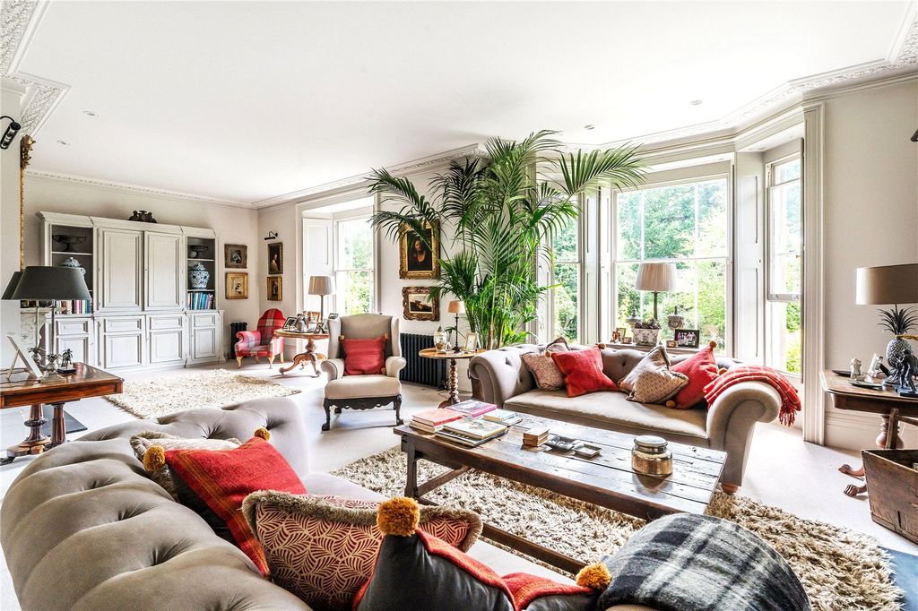 Property photo 2 of 32 Picture No. 57