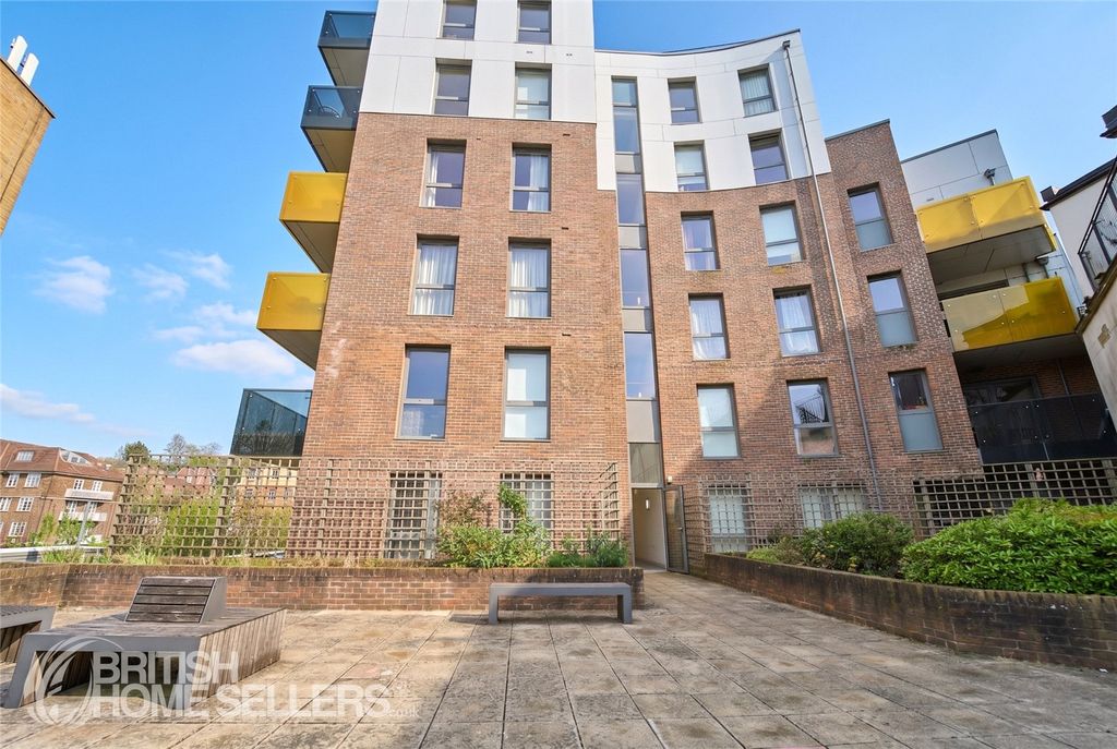 Property photo 1 of 18 Picture No. 23