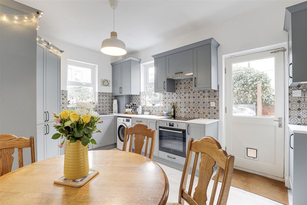 Property photo 3 of 16 5426.Jpg