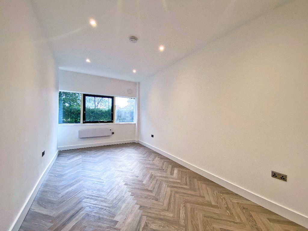 Property photo 2 of 7 2