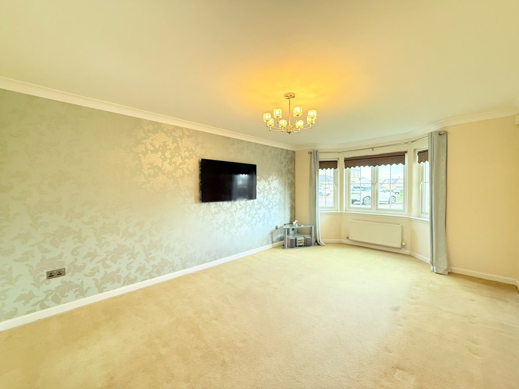 Property photo 3 of 37