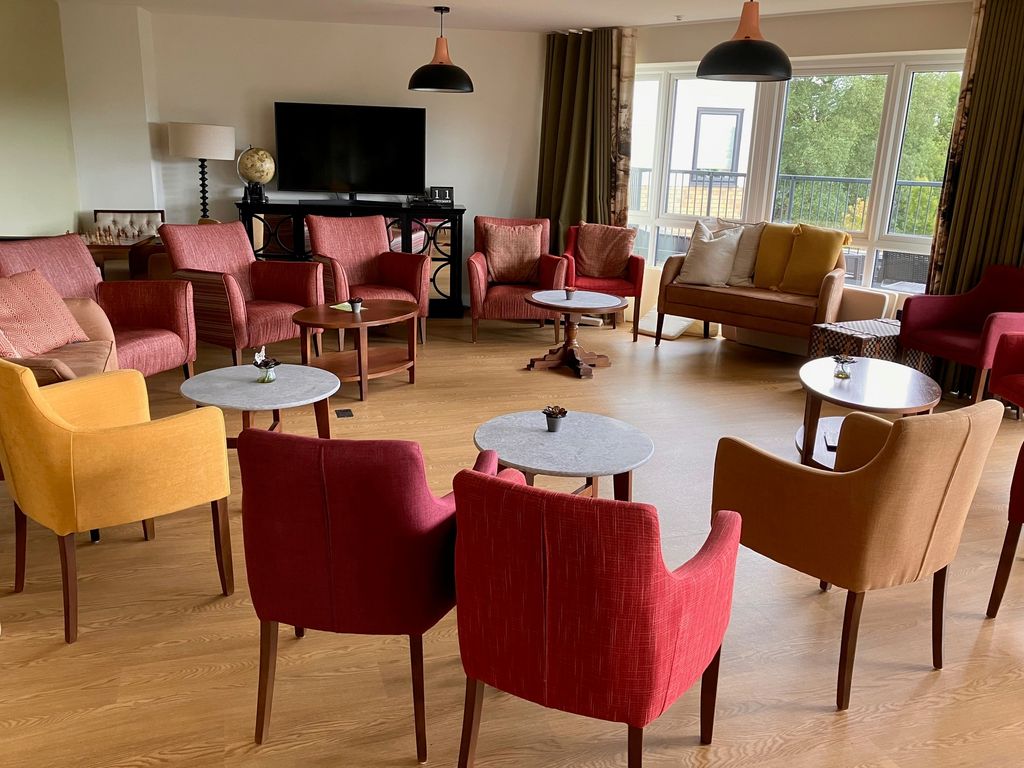 Additional image 23 of 2 bed flat for saleOld Schools Lane, Epsom KT17