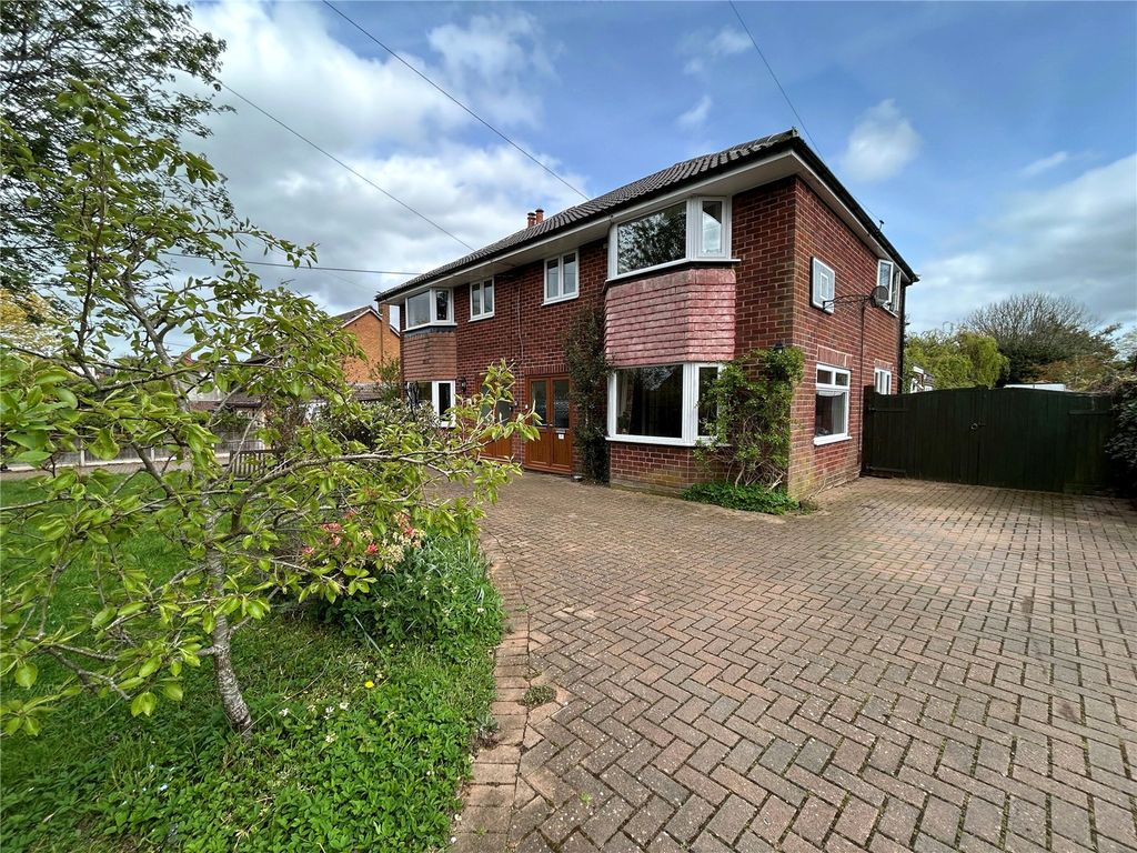 Property photo 1 of 27 Picture No. 55