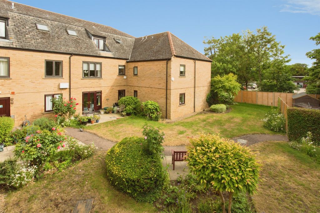 Property photo 2 of 15