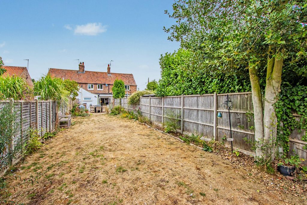 Property photo 2 of 29 5390323