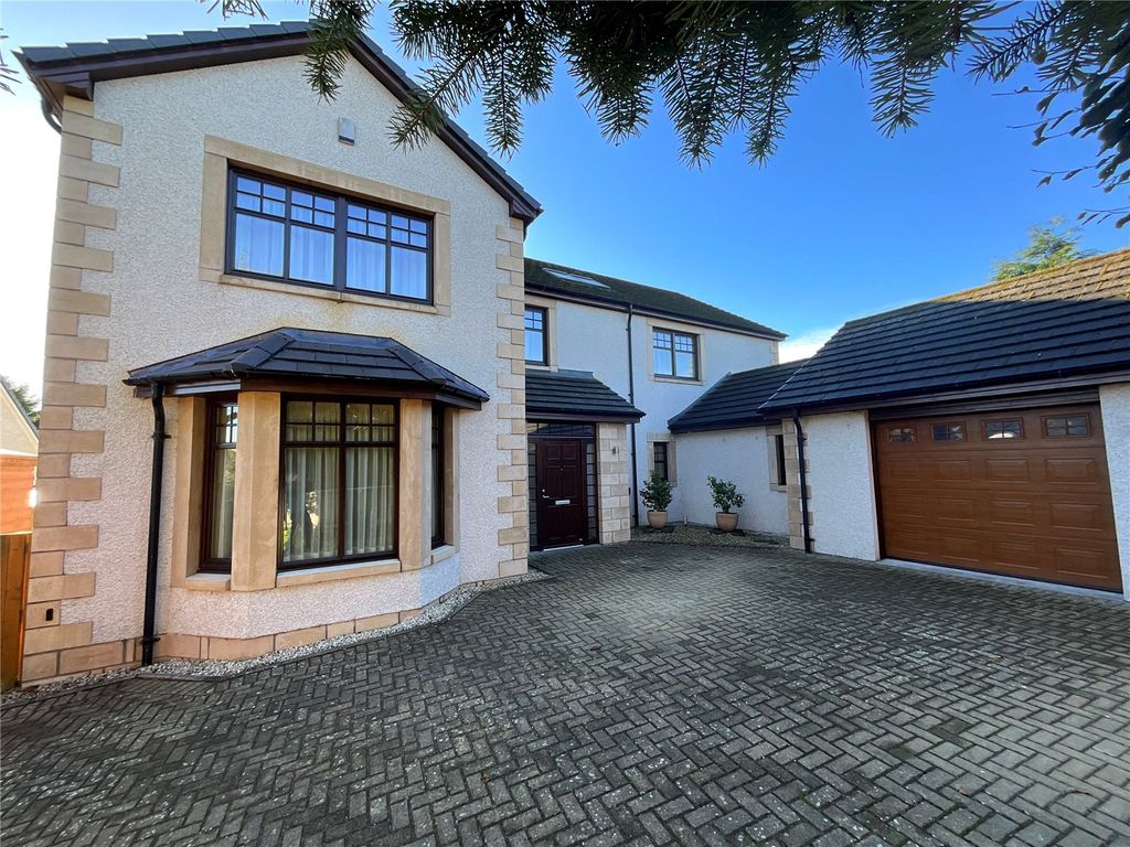 Property photo 1 of 39 Picture No. 93