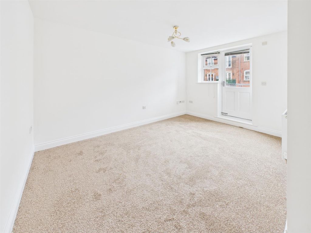 Property photo 1 of 6 Cam03736G0-Pr0203-Still009.Jpg