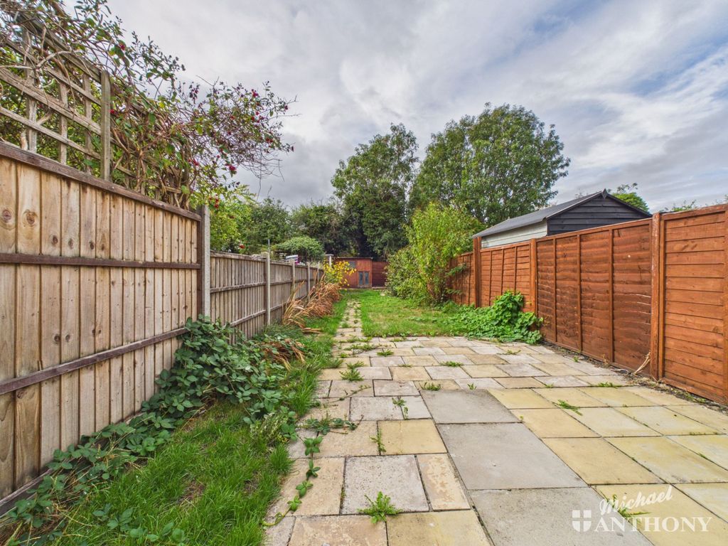 Property photo 3 of 17 Cam03218G0-Pr1155-Still008
