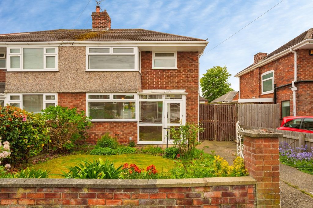 Property photo 1 of 18 Pbox-Img.Jpg