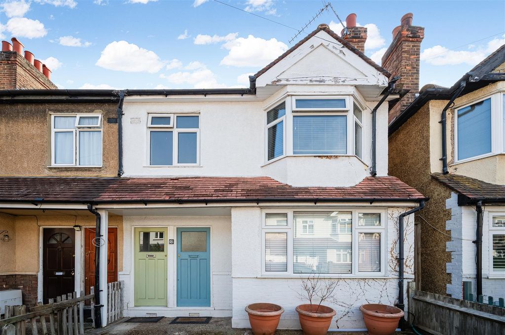 Property photo 1 of 8
