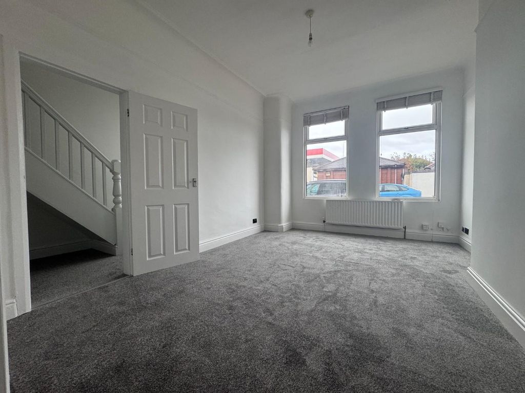 Property photo 2 of 15 Img_1545.Jpg