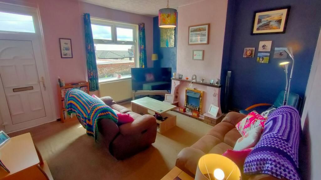 Property photo 2 of 14
