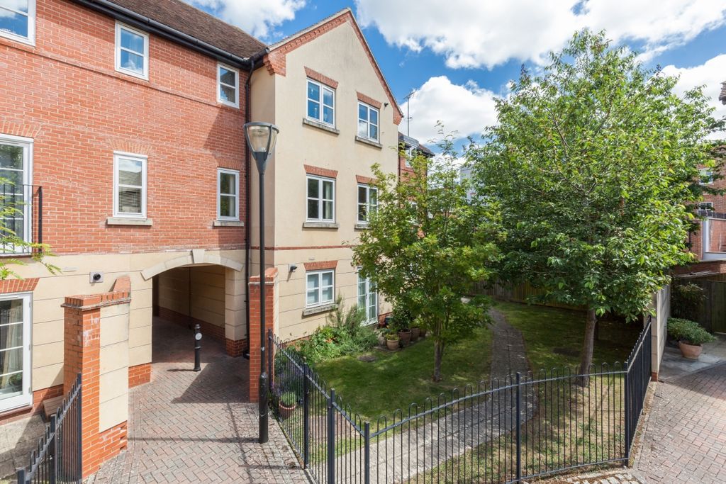 Property photo 2 of 9 62163