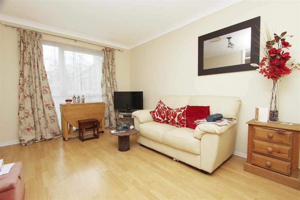 Property photo 2 of 7 Reception Room