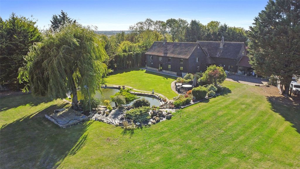 Property photo 3 of 28 Picture No. 26