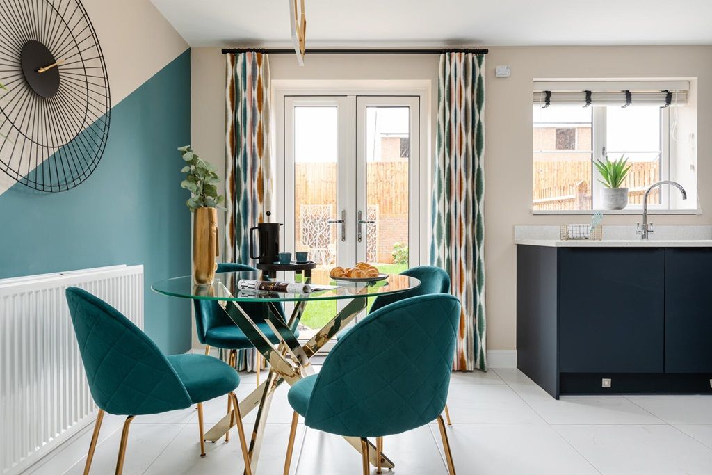 Property photo 2 of 11 Space For Family Meals Or Entertaining