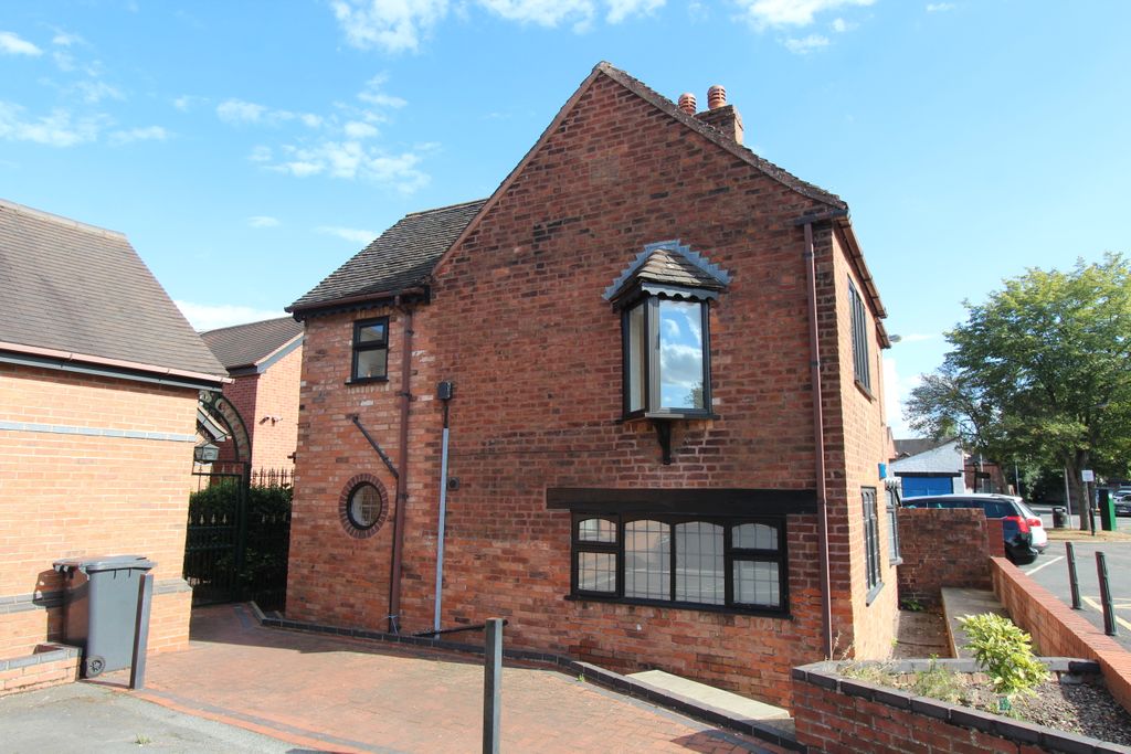 Property photo 1 of 6