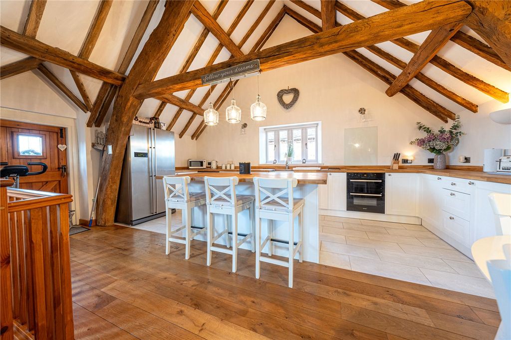 Property photo 3 of 31 Picture No. 25