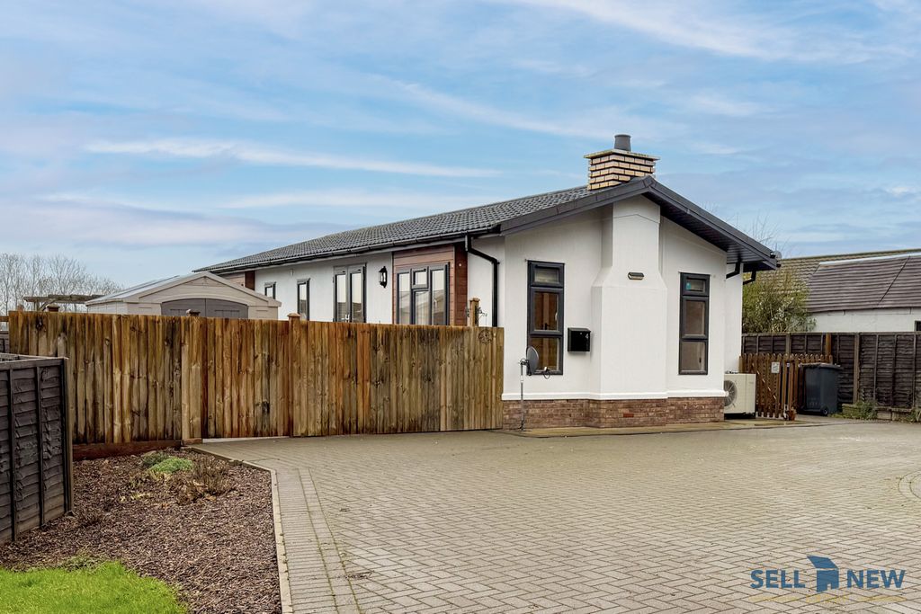 Property photo 1 of 26