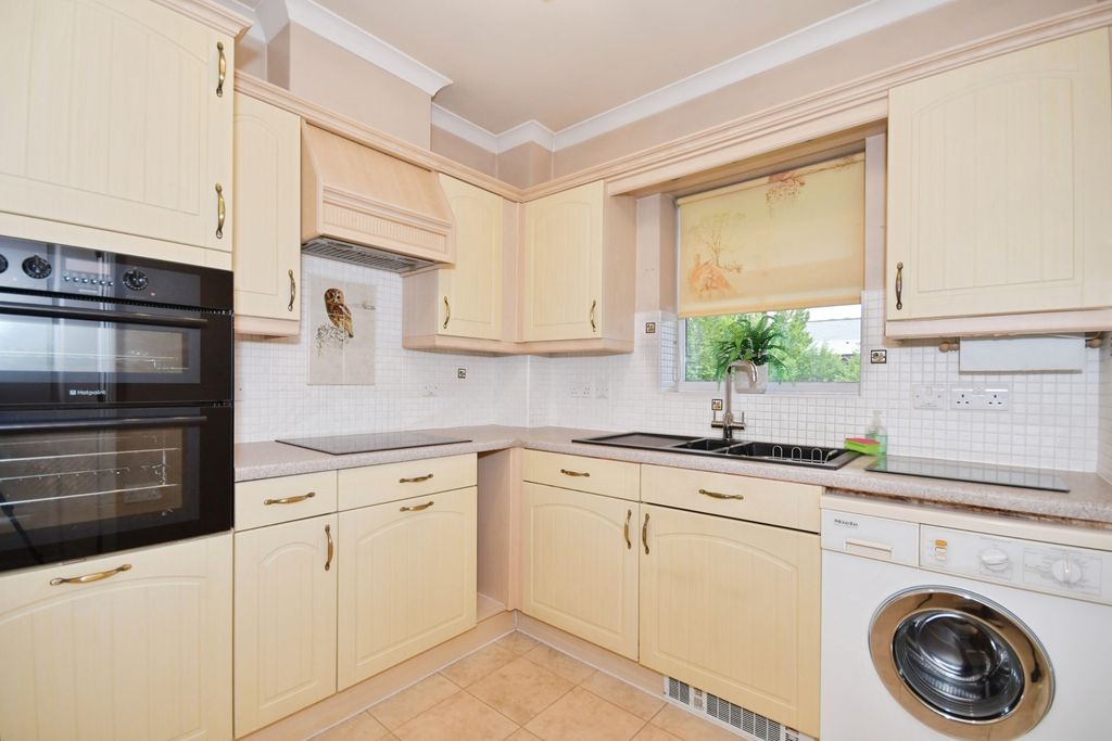 Property photo 2 of 15 Pbox-Img.Jpg
