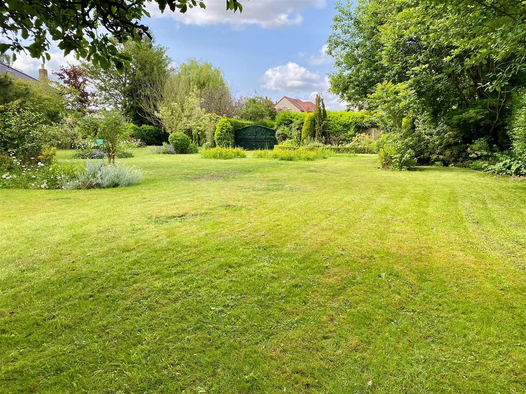 Property photo 1 of 5 Land