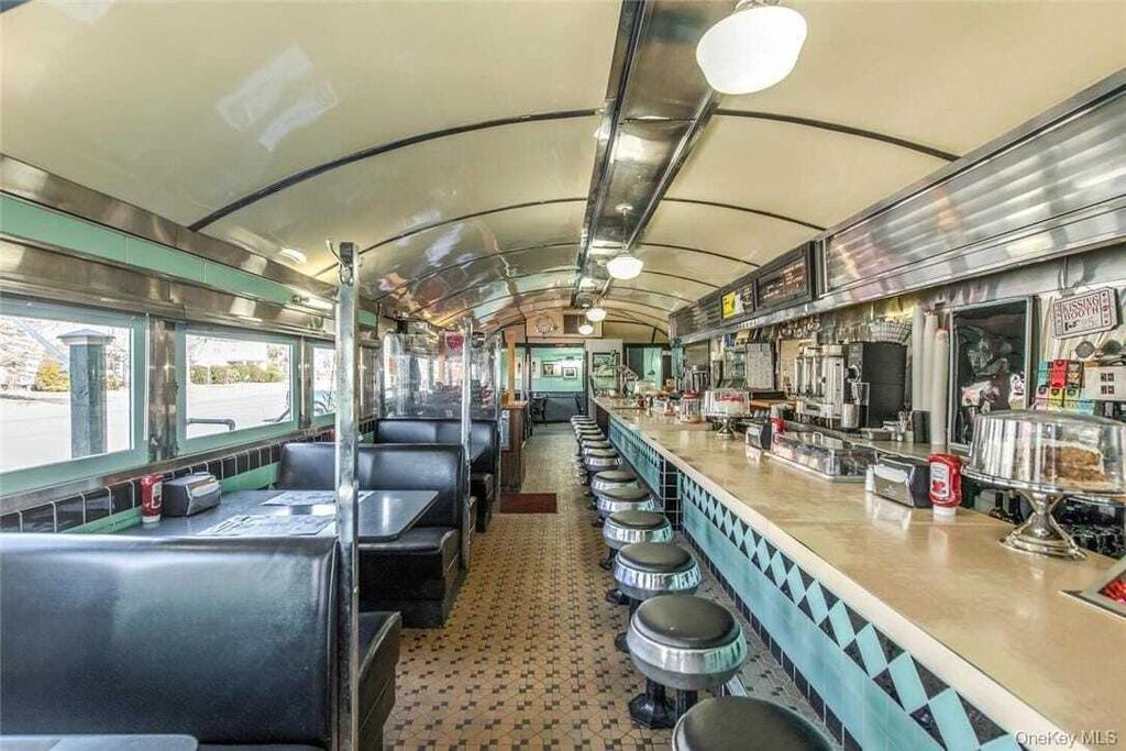 Property photo 3 of 18 <Alttext/>