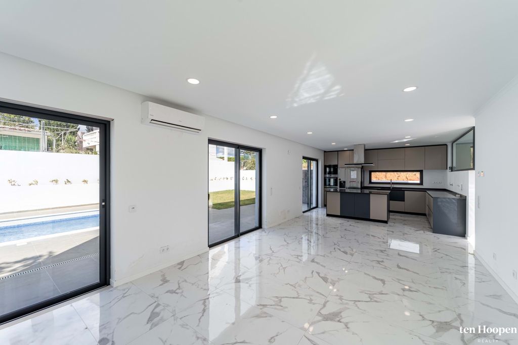 Property photo 3 of 30